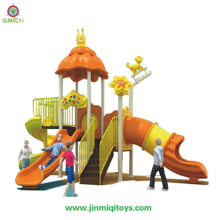 Small playground 18139D